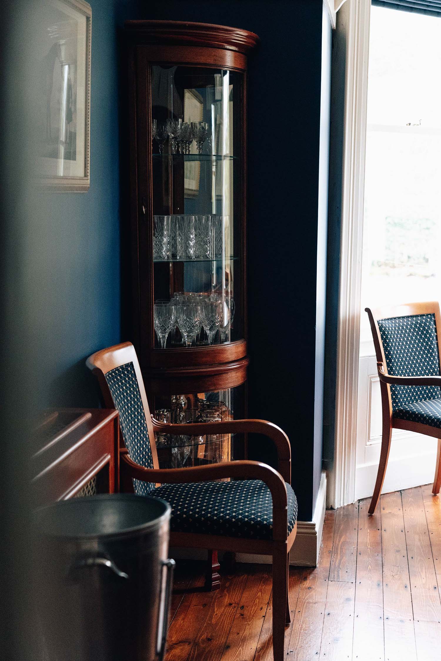 Crystal Glass cabinet